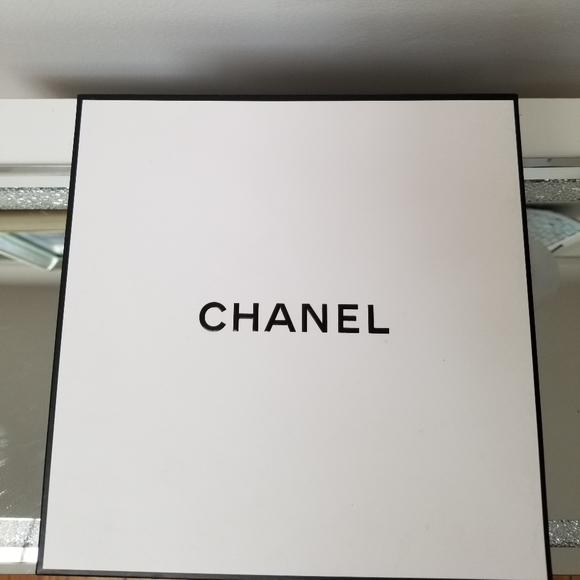 Chanel empty box - Picture 5 of 5